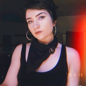 Meet your Posher, Mel